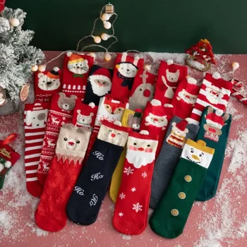Рождественские носки Женские чулки средней длины Elk Old Bear с рисунком рождественских красных хлопковых новогодних носков из мультфильма